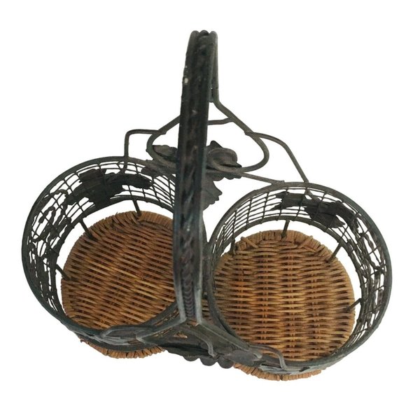 Wine Caddy Carrier Basket Metal Wicker Grape Leaf Rustic Design - Picture 3 of 7
